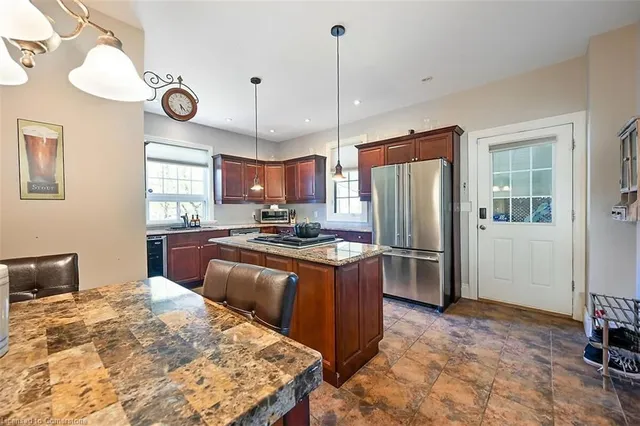 Additional image 9 of 21 Baldwin St