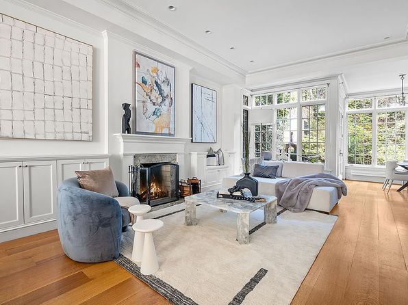 65 Bedford St, New York, NY 10014