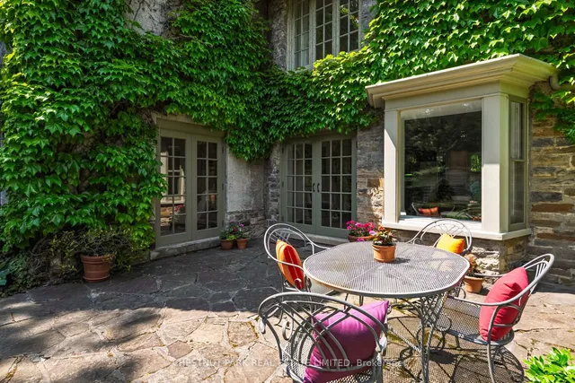 Additional image 28 of 49 Roxborough St