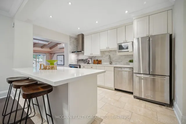 Additional image 10 of 92 Brookdale Ave