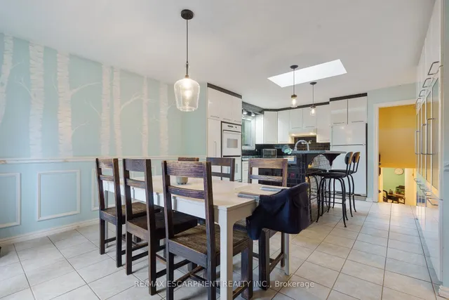 Additional image 12 of 82 Skyline Dr