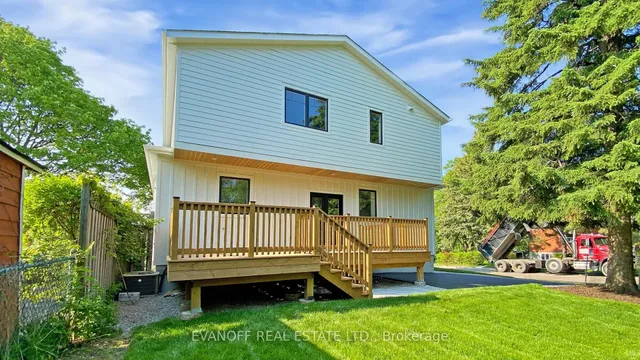 Additional image 50 of 45 Boyce Ave