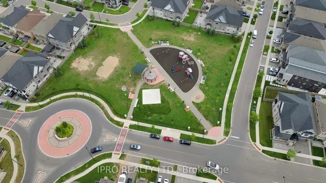 Additional image 50 of 29 Frost St