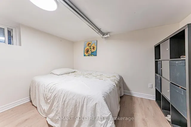 Additional image 43 of 18 Cadillac Ave