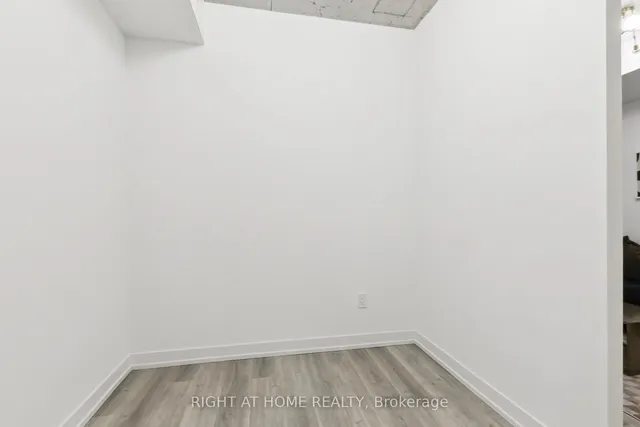 Additional image 27 of 28 Eastern Ave Unit 401