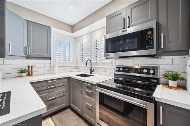 Additional image 11 of 154 Howard Ave