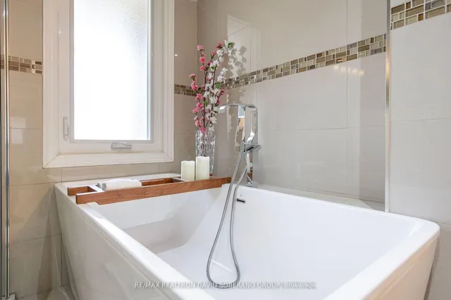 Additional image 16 of 459 The Kingsway