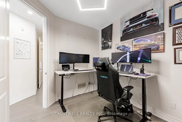 Additional image 7 of 12 Vineyard Dr