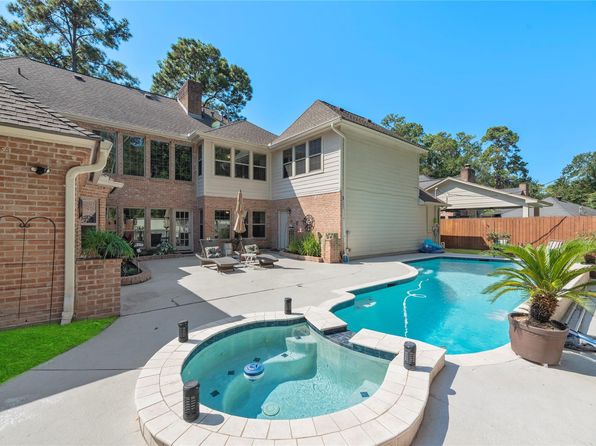 15318 Wilkshire Ct, Houston, TX 77069