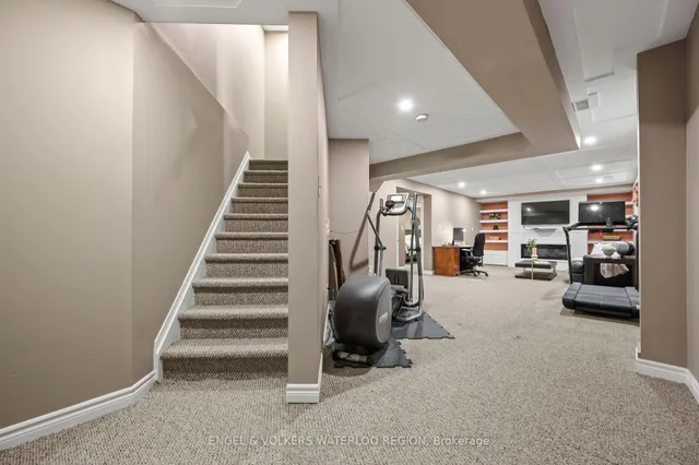 Additional image 39 of 89 Winifred St