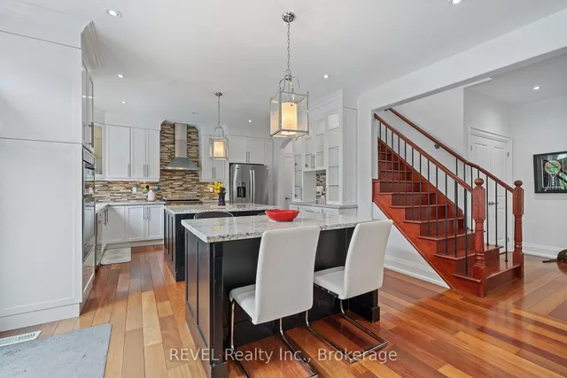 Additional image 13 of 401 Schreyer Cres