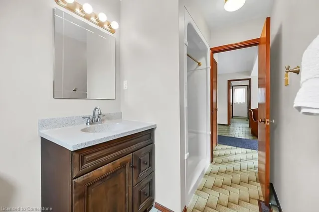 Additional image 36 of 10 Peacock Pl