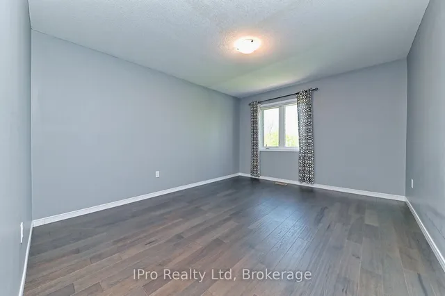 Additional image 21 of 292 Falling Green Cres