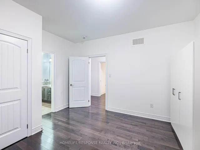 Additional image 30 of 226 JESSIE CAVERHILL Passage