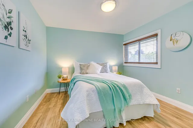 Additional image 38 of 2362 Sinclair Circ