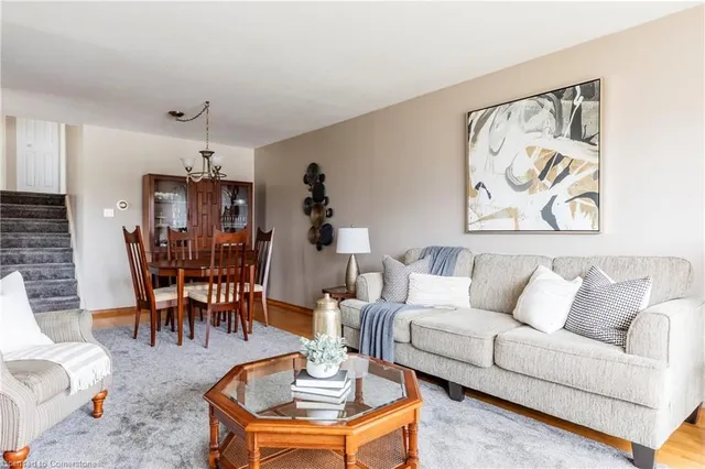 Additional image 7 of 2 Melody Crt