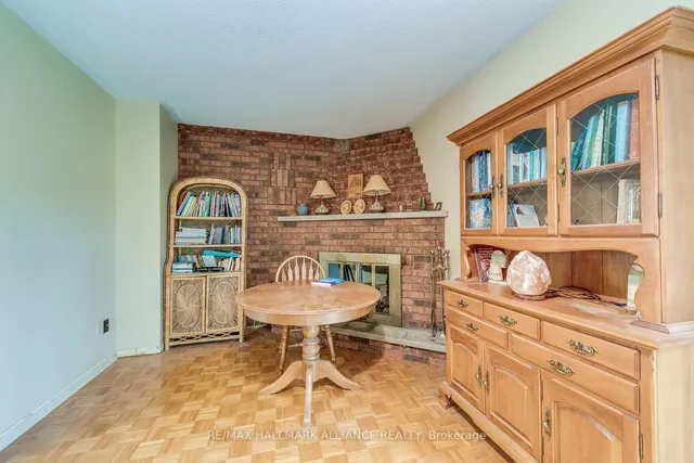 Additional image 10 of 455 Canterbury Cres