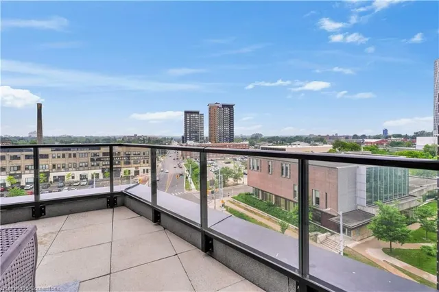 Additional image 32 of 1 Victoria St Unit 601