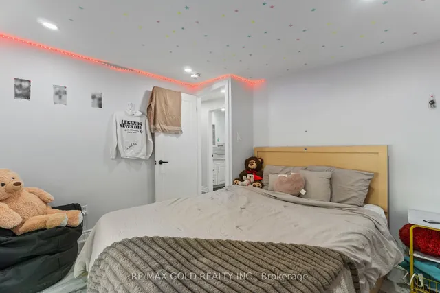 Additional image 29 of 8420 Creditview Rd