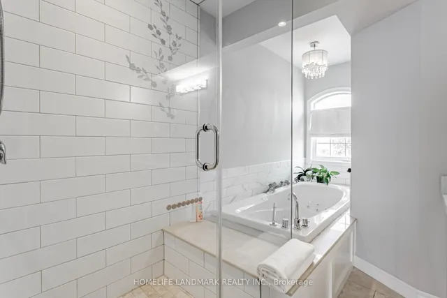 Additional image 30 of 523B Royal York Rd