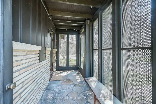 Additional image 32 of 42 NEWTON Ave