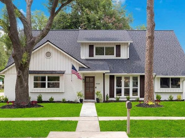 10310 Helmsdale St, Houston, TX 77043