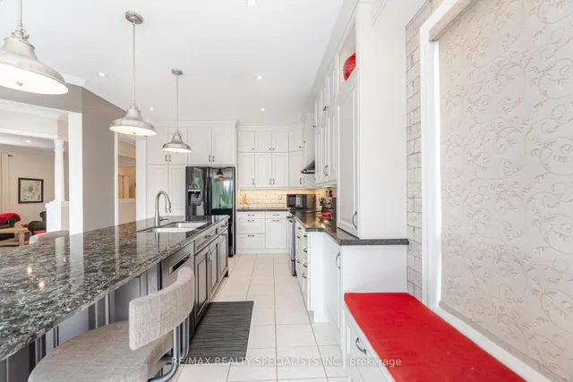 Additional image 12 of 74 Robarts Dr