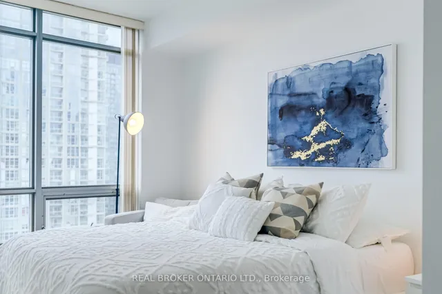 Additional image 16 of 5 Mariner Terr Unit 2605