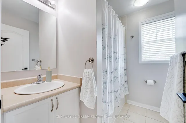 Additional image 32 of 1079 Clark Blvd