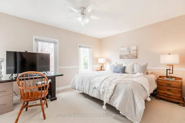 Additional image 19 of 461 Golden Oak Dr