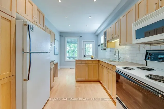 Additional image 12 of 15 Seymour Ave