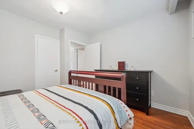 Additional image 20 of 90 Clement Rd