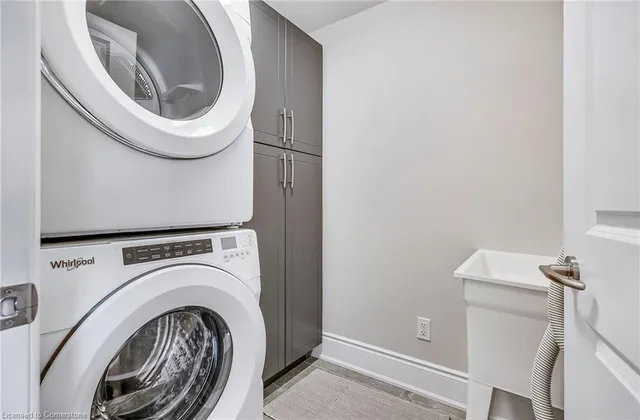 Additional image 18 of 41 Twenty Ninth St