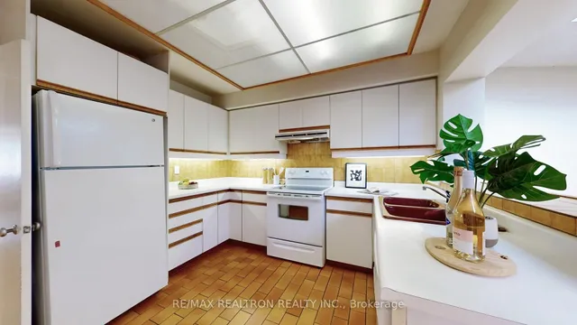 Additional image 20 of 46 Hurlingham Cres