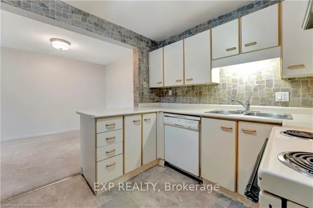 Additional image 8 of 500 Westmount Rd Unit 101