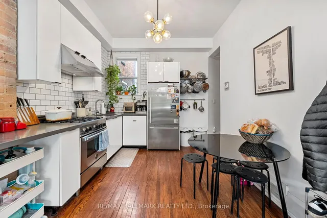 Additional image 6 of 261 Ossington Ave