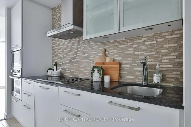 Additional image 5 of 14 York St Unit 3902