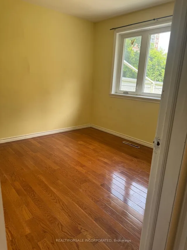 Additional image 8 of 33 Elfreda Blvd