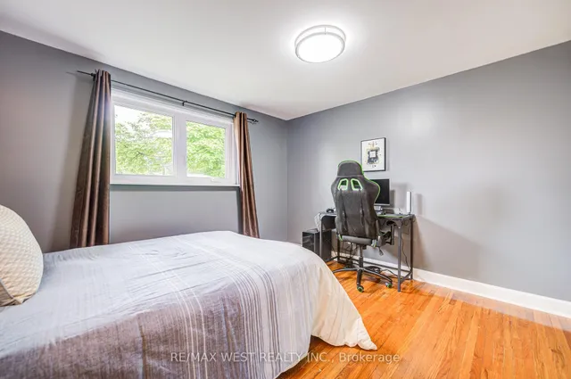 Additional image 34 of 65 Belmont Dr