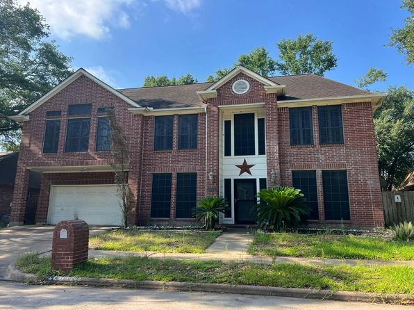 16011 Silver Valley Dr, Houston, TX 77084