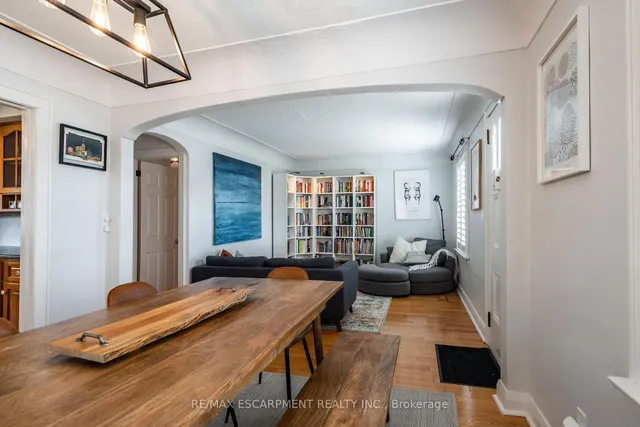 Additional image 14 of 2806 Upper James St