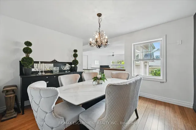 Additional image 12 of 462 Woodland Ave