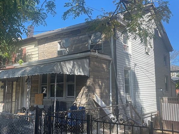 705 Ashford St, Brooklyn, NY