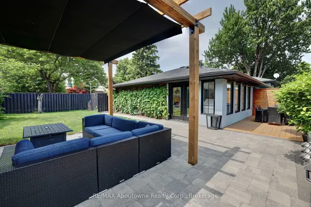 Additional image 43 of 1913 Steepbank Cres