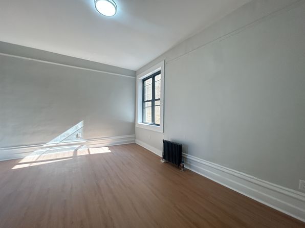 112 Nagle Ave #55, New York, NY 10040