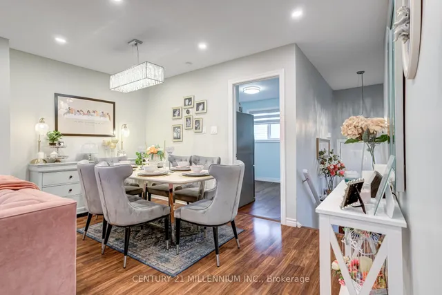 Additional image 4 of 1536 Sixth Line Unit 4