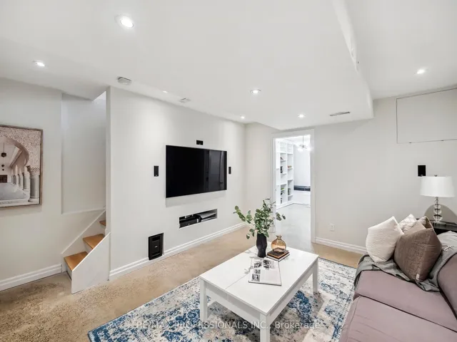 Additional image 28 of 137 Galley Ave