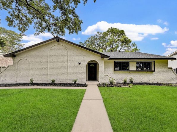 7802 Gulfton St, Houston, TX 77036