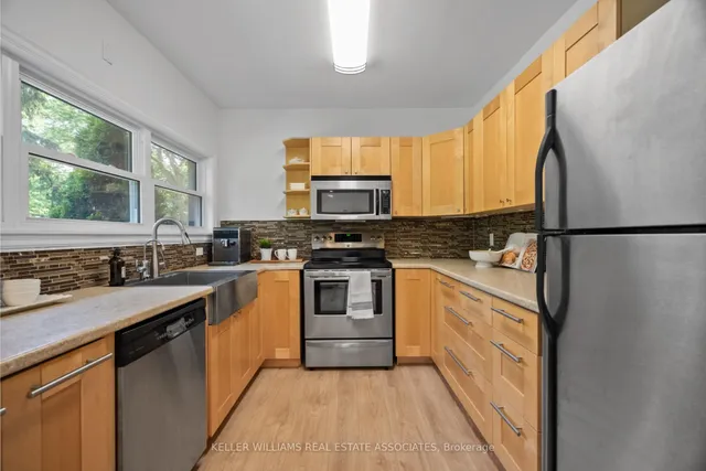 Additional image 4 of 196 Sheldon Ave