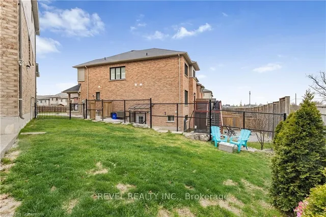 Additional image 22 of 138 Crafter Cres